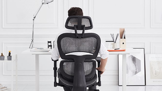 NOUHAUS Ergo3D best office gaming chair