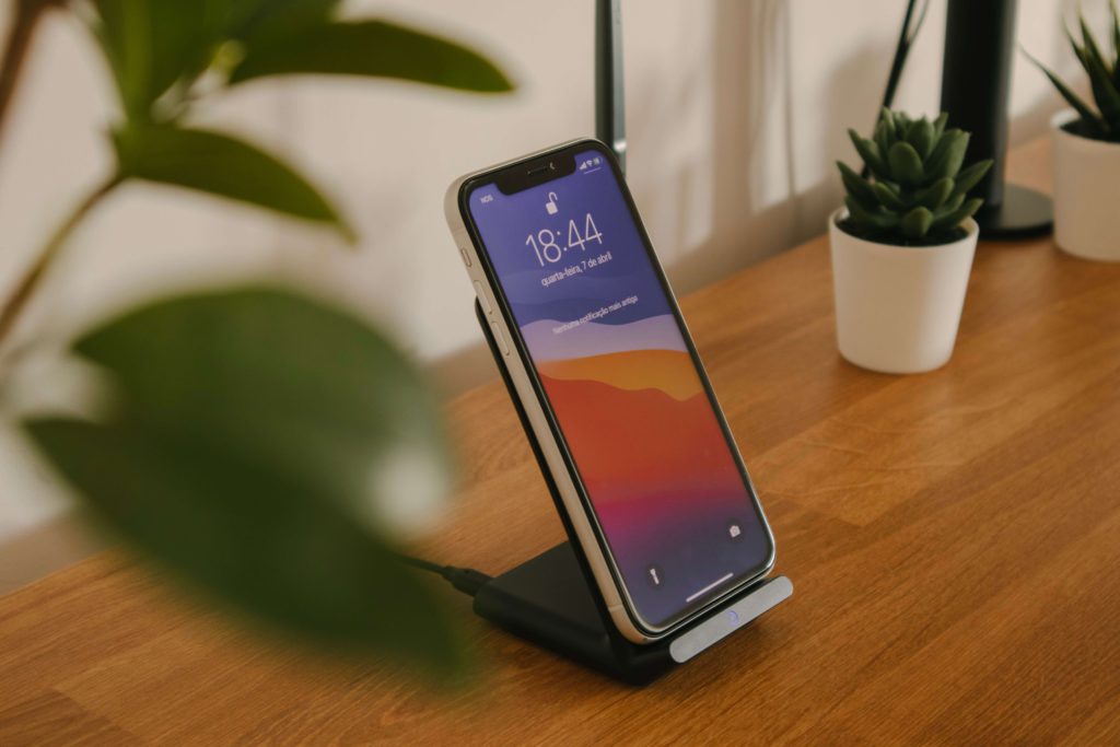 Best Wireless Chargers for iPhone