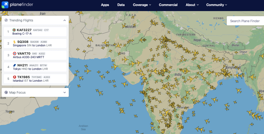 Plane Finder - Flight Tracker - Live Flight Tracking